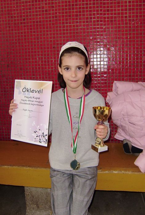 hajdo_hanna_bajnok_2011_megyei.jpg
